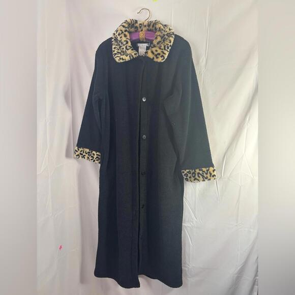 VTG Oversized Black Fuzzy Faux Leopard Fur Button Up Duster Women’s Size M - Picture 9 of 10